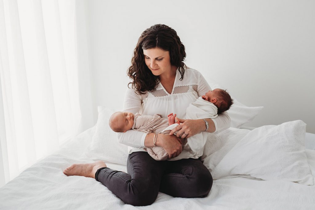 portraits newborn twins