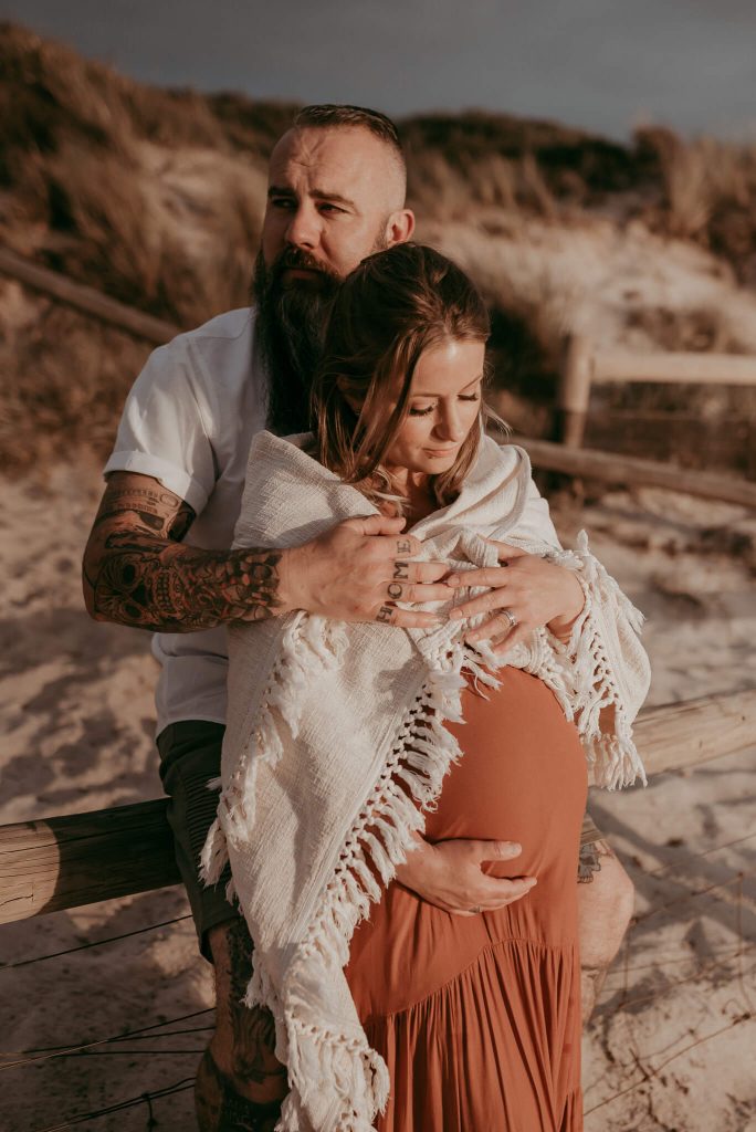 melbourne beach natural couple pregnancy photography