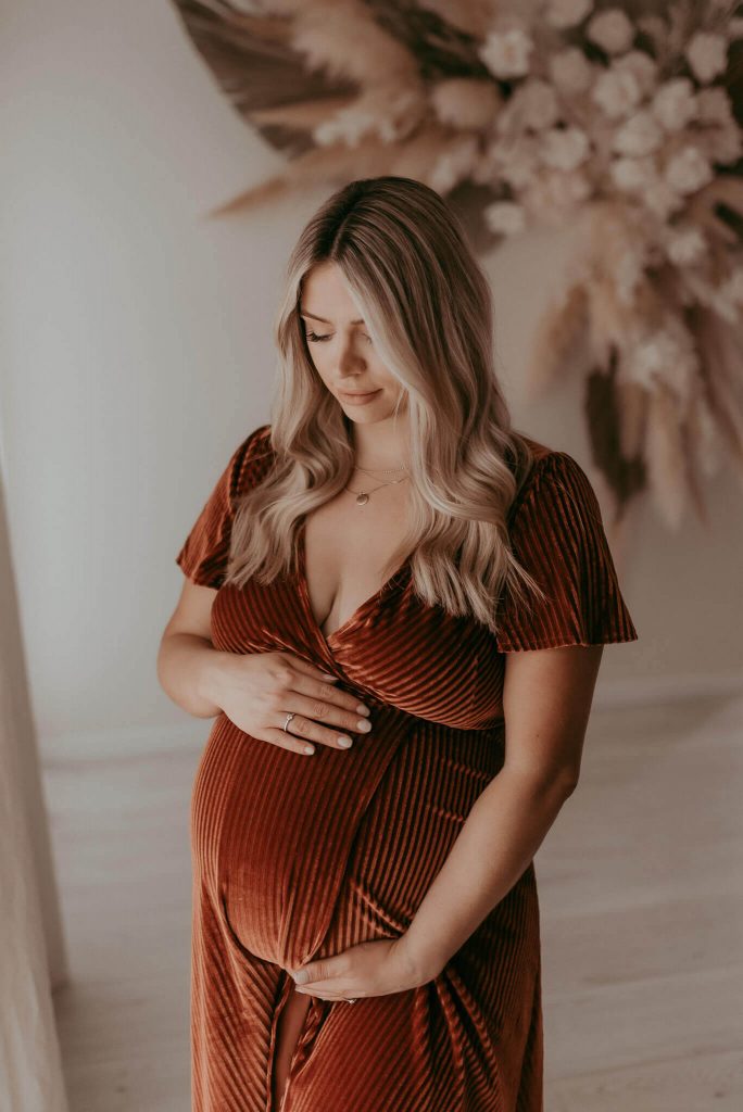 indoor studio pregnancy shoot 