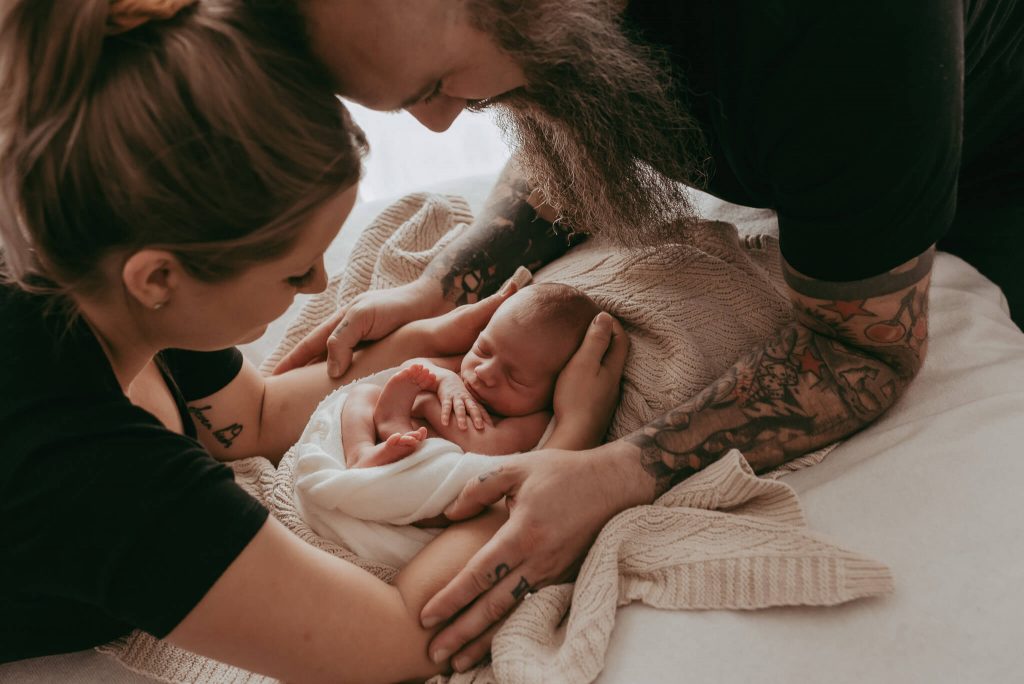 family photo with newborn baby