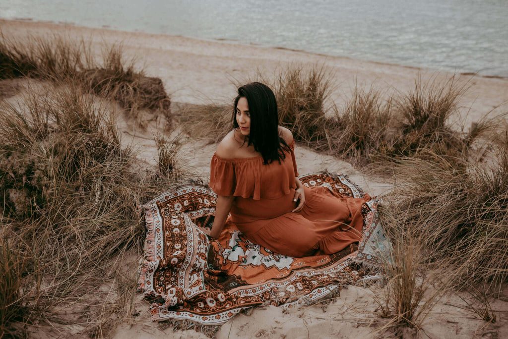 unposed natural style photography for maternity captures